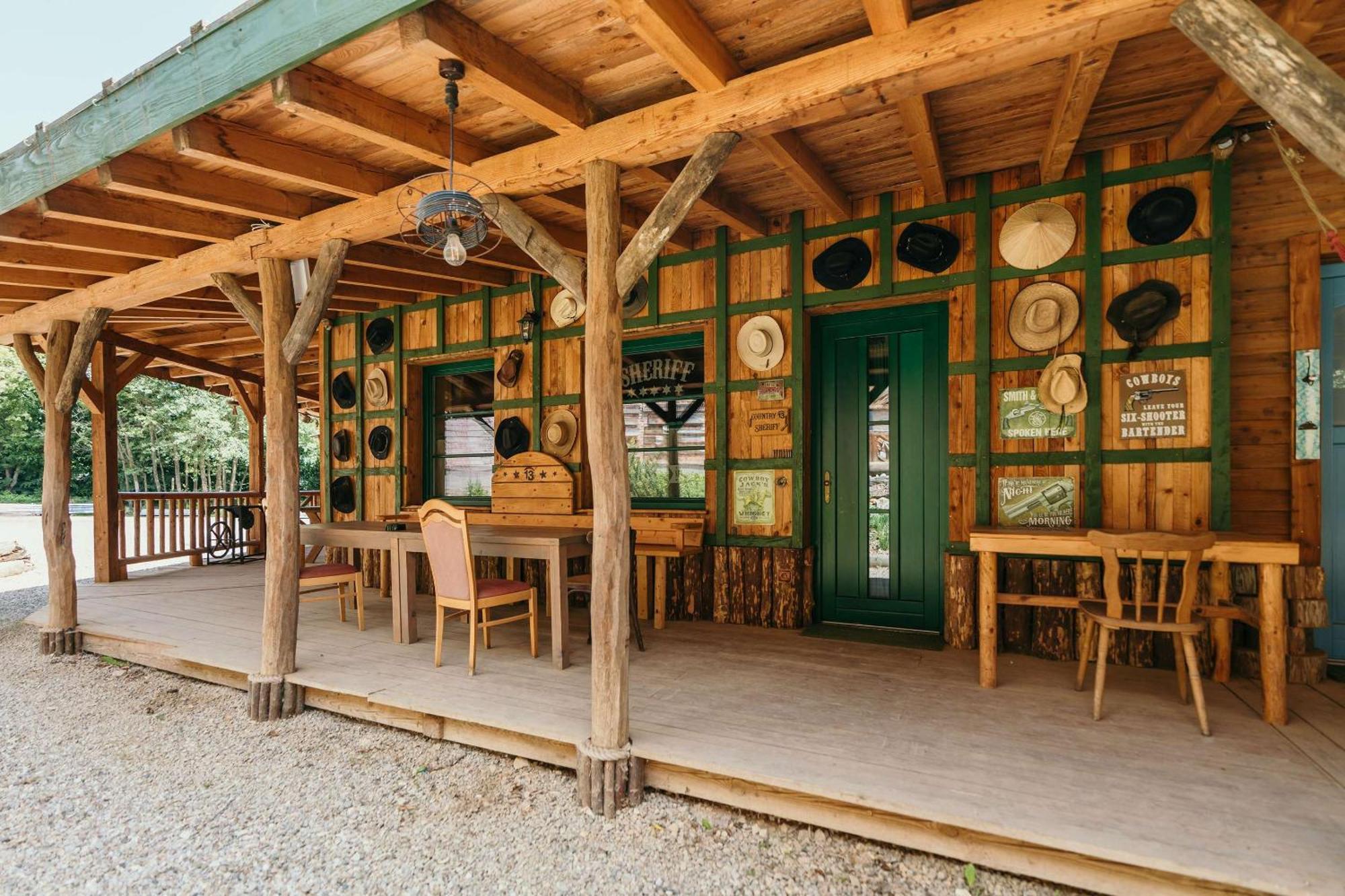 Ranch 13 - Western A Kone Nemšová Zimmer foto