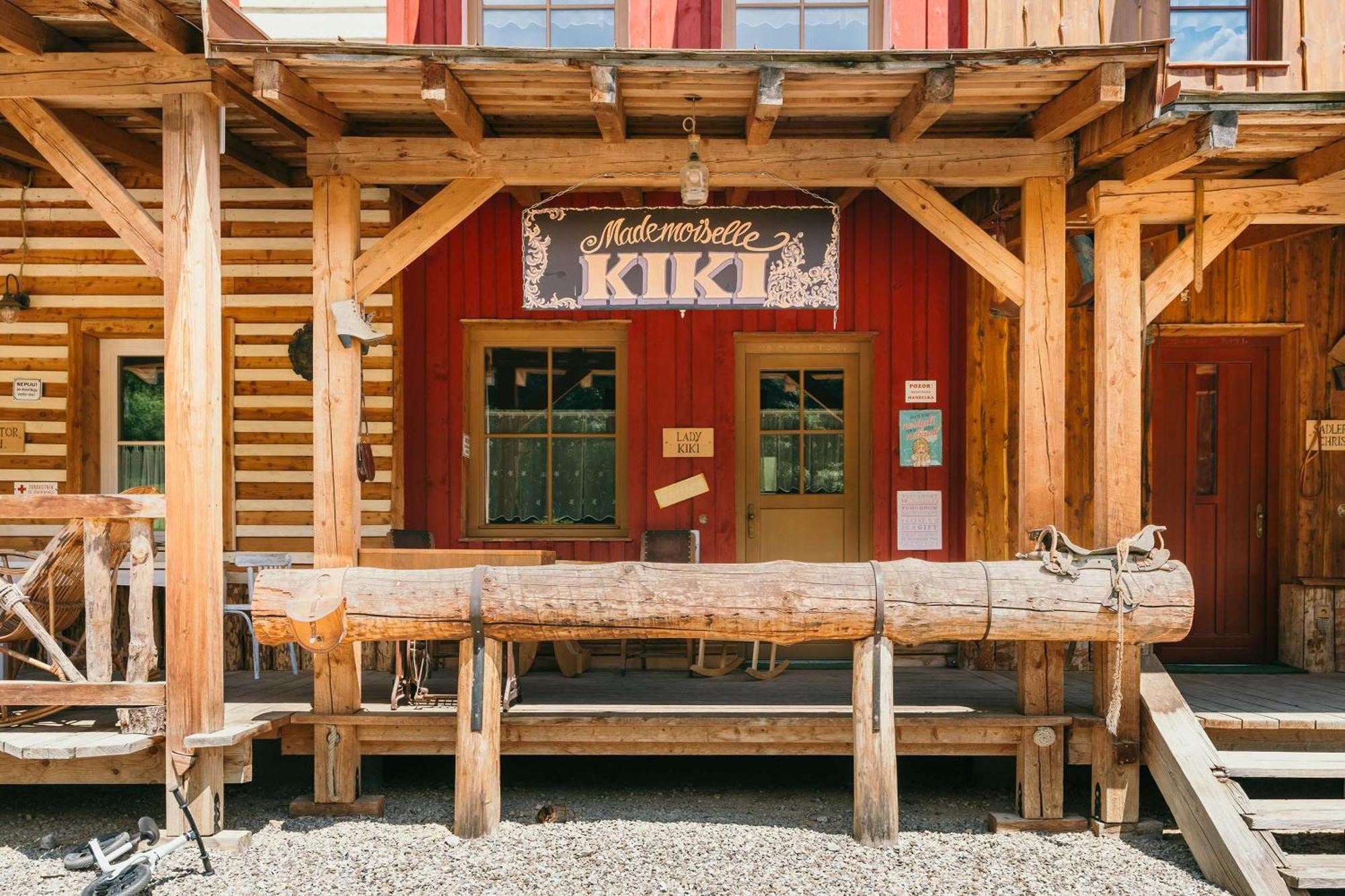 Ranch 13 - Western A Kone Nemšová Zimmer foto